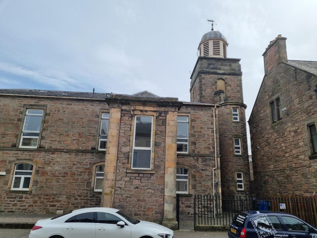 Stunning Spacious Apartment On River Ness Inverness Exteriör bild